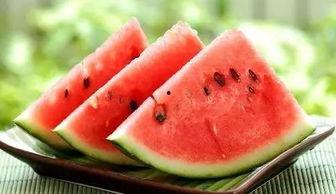 桂林新婚吃瓜,吃瓜群众见证幸福时光  第1张